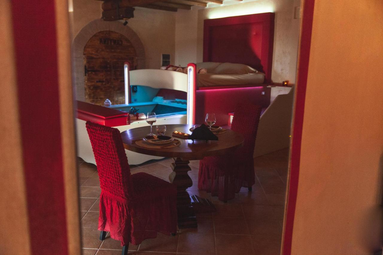 Agriturismo Albarosa-Terre Dell'Amore Марина-ди-Гроссето Экстерьер фото