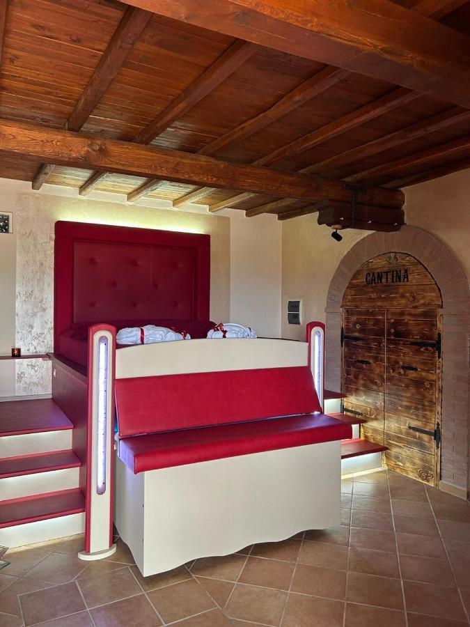 Agriturismo Albarosa-Terre Dell'Amore Марина-ди-Гроссето Экстерьер фото